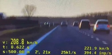 Mercedesem pędził S5. Słono za to zapłaci (film)