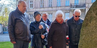 Hołd dla ofiar katastrofy smoleńskiej. "To był zamach" (zdjęcia, film)