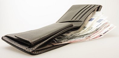 Kiedy firma przestaje zarabiać — jak rozpoznać sygnały ostrzegawcze i co z nimi zr