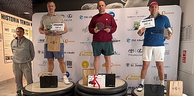 Tenisowe emocje na kortach Akwawit w Lesznie (zdjęcia)