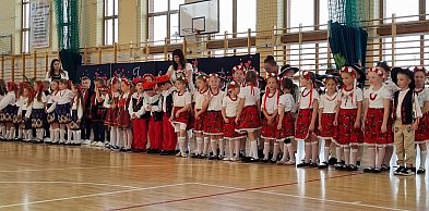 Kolorowy Wiatraczek w Rydzynie pożegnał 126 absolwentów (zdjęcia, film)