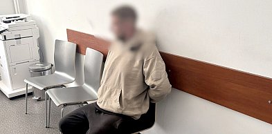 Ukradł auto z kluczykami w stacyjce. Uciekał przed policją