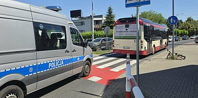 7-latek na rowerze wjechał w autobus w Lesznie. Jest w szpitalu (zdjęcia)