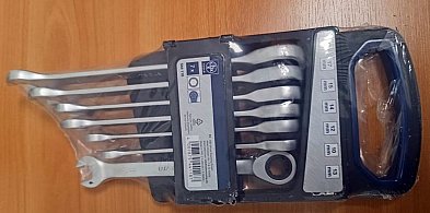 Kobieta i mężczyzna kradli w marketach. Już usłyszeli zarzuty (zdjęcia)-79182