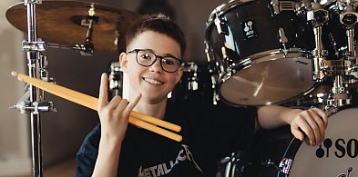 13-letni Bartosz Kusik zagrał na UK Drum Show w Wielkiej Brytanii-79539