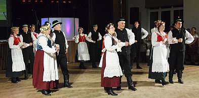 55 lat ma Nowe Lotko z Bukówca Górnego. To nie tylko folklor, to... (zdjęcia, fil)-80156