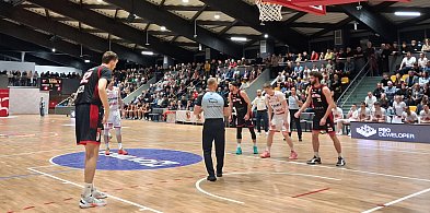 Co za mecz w Trapezie! Co za otwarcie koszykarzy Novimex Polonii Leszno!-80363