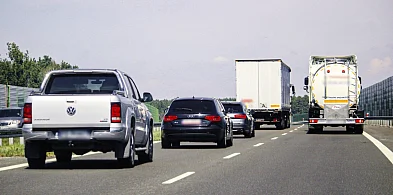 Mandaty i punkty karne za wyścigi słoni na S5. Zobaczcie filmik (wideo)-80661