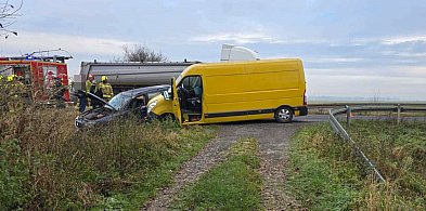 Zderzenie dwóch aut na DK 12. Sprawczyni dostała 10 punktów (zdjęcia)-80691