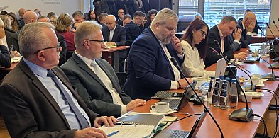 Budżet Leszna na rok 2026 przyjęty! Tylko PiS był przeciw (zdjęcia)-81531