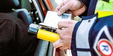 Piją i jadą. Jeden miał 2,5, a drugi 2 promile! Obaj zatrzymani w Lesznie-81688