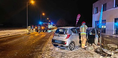 Zderzenie dwóch aut w Święciechowie. Ranna kobieta w szpitalu (zdjęcia)-82132