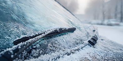 Mróz, odwilż i… pęknięta szyba? Dlaczego nie warto ignorować odprysków zimą-82294