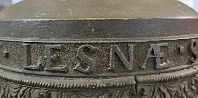 Muzeum w Lesznie pozyskało cenny dzwon. Skrywa wiele tajemnic (zdjęcia)