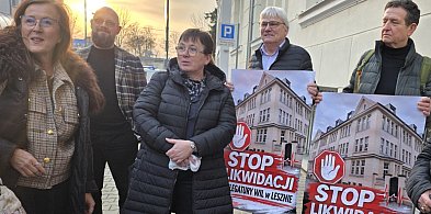 Mocne słowa na proteście w Lesznie: Zrobili to lekarze lekarzom (zdjęcia)