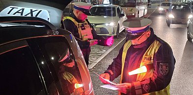 Kontrole taksówkarzy na aplikację i konsekwencje akcji (zdjęcia)