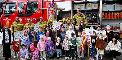 Mieszkańcy Bojanic z przytupem powitali wiosnę (zdjęcia)