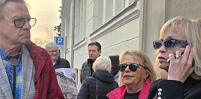 Lekarze założyli zrzutkę na film dla Telewizji Leszno. Zebrali dużo więcej