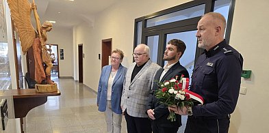 Pamiętali o rocznicy śmierci policjanta. Był dzielnicowym w Lipnie (zdjęcia)