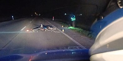 Policja szuka kierowcy. Potrącił rowerzystę i uciekł