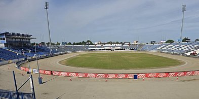 Cztery oferty na nowe oświetlenie stadionu żużlowego w Lesznie
