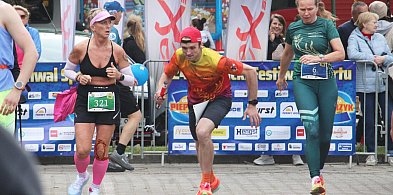 Trwa 24h Rawicki Festiwal Sportu. Rywalizacja na 8 arenach (zdjęcia)