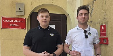 MW przeciw transkrypcjom małżeństw jednopłciowych. Składa wnioski do USC!