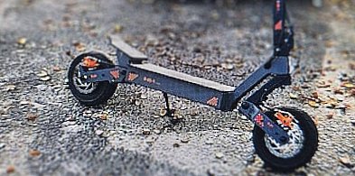 14-latkowie uciekali przed policją na hulajnogach
