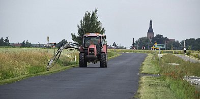 Deszcz i słońce przysporzyły pracy drogowcom