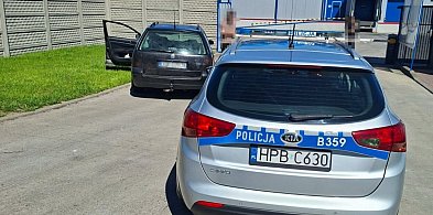 Narozrabiał, więc chciał się zamienić miejscami z pasażerem
