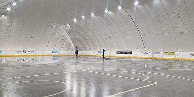 Startuje lodowisko. Pierwszego dnia pojeździmy do 21-80279