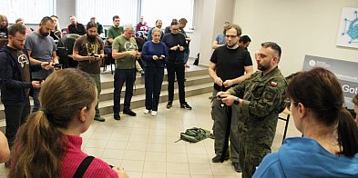 Chcą być gotowi, więc szkolą się w wojsku (zdjęcia)-81303