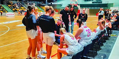 Ostatni mecz koszykarek Lou Tęczy Leszno w starym roku-81333