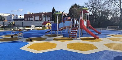 Nowe miejsce do zabawy w Wilkowicach (zdjęcia)-81417