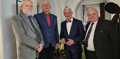 Filateliści z Leszna podsumowali rok 2025 (zdjęcia)-81657