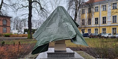 Przygotowany na 107. rocznicę (zdjęcia)-81694