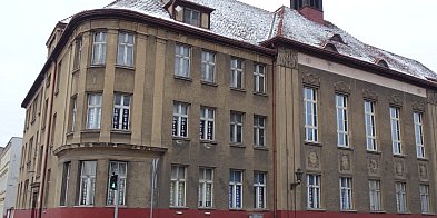 Likwidacja SP 1 na antenie RMF FM. Co na to ministra?