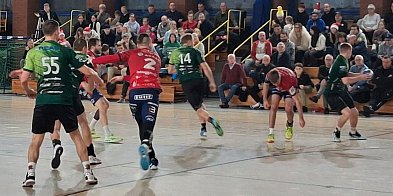 Piłkarze ręczni Realu Astromal Leszno nie zawiedli w starciu z outsiderem