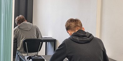 1700 osób dostało wezwanie przed komisję