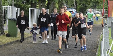 Bukówieckie Lotanie w Bukówcu trwa. Biegacze zarobili już 20 tys. zł