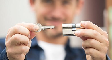 Problem z zamkiem? Skorzystaj z pomocy pogotowia ślusarskiego!-80045