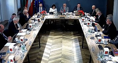 Budżet powiatu leszczyńskiego przyjęty. Tylko 3 radnych PiS było przeciw-81594