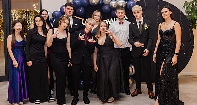 Studniówkę TEB Edukacja przygotowali uczniowie i rodzice (zdjęcia)