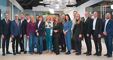 Klub Biznesu Społecznie: inicjatywy dla dzieci, młodzieży i seniorów (film)