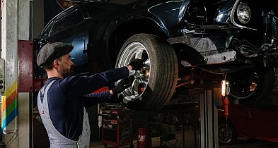 Jak lokalne zakłady mechaniczne napędzają rozwój branży automotive?