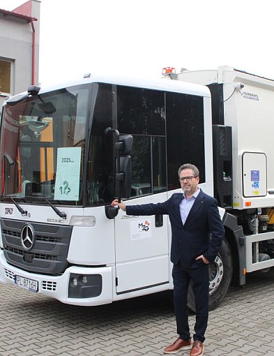 Miejski Zakład Oczyszczania w Lesznie zmienia nazwę i kupuje mercedesy-79703