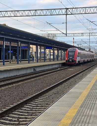 Kolej pilnie szuka pracowników. Są setki rekrutacji w całym kraju