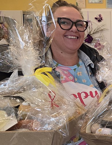 30 wielkanocnych paczek dla starszych i samotnych (zdjęcia, film)