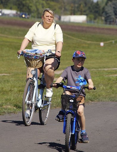 Wielka Rowerowa Majówka w Lesznie. Rodzinnie i piknikowo (zdjęcia, film)