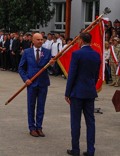 Rangi wydarzeniu dodał przelot samolotów F-16 (zdjęcia)